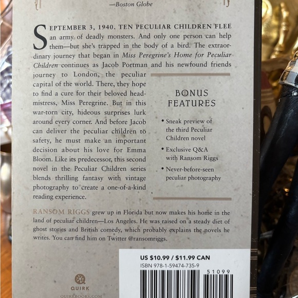 Hollow City Book by Ransom Riggs - Picture 2 of 2